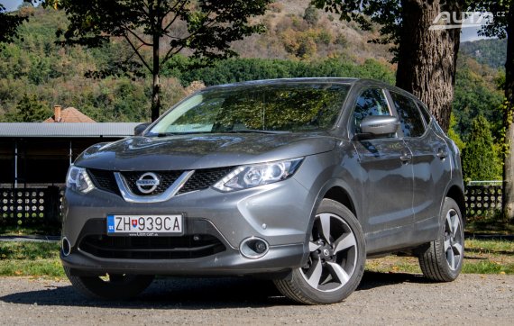 Nissan Qashqai DIG-T 160 / 120kW / M6 / ZÁRUKA / AJ NA SPLÁTKY / PROTIÚČET 2017 - hlavní pohled