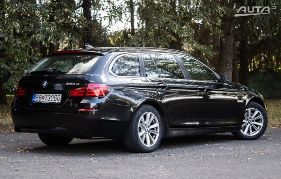 BMW Rad 5 Touring 520d A/T, 135kW (2011) / AJ NA SPLÁTKY / PROTIÚČET / 2011 černá