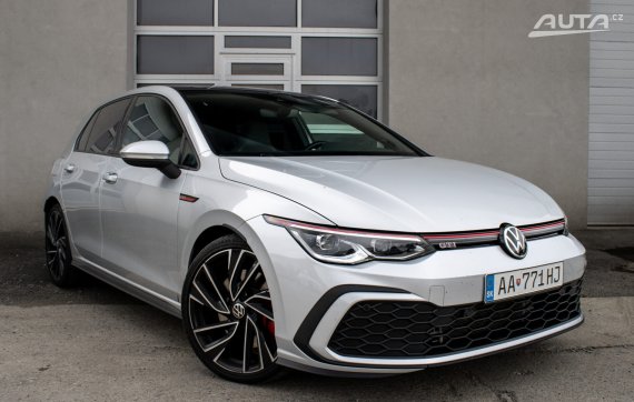 Volkswagen Golf 2.0 TSI GTI DSG / 180kW / A7 / ZÁRUKA / AJ NA SPLÁTKY / PROTIÚČET 2021 stříbrná metalíza