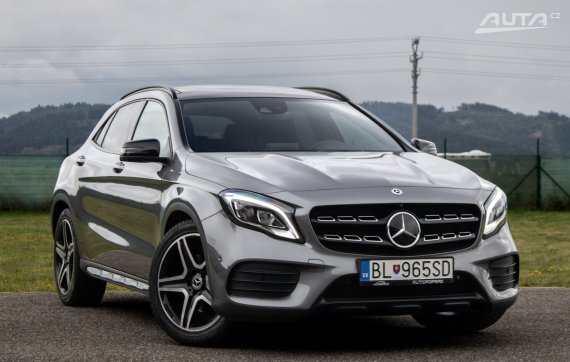 Mercedes-Benz GLA 250 4MATIC AMG Line / 155kW / A7 / ZÁRUKA / AJ NA SPLÁTKY / PROTIÚČET 2018 šedá