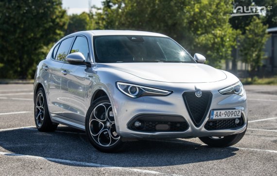 Alfa Romeo Stelvio 2.2 JTD 210k Veloce 4x4 AT/8 154kW / AJ NA SPLÁTKY / PROTIÚČET 2021 šedá