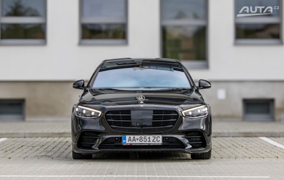 Mercedes-Benz S trieda Sedan 500 4MATIC 320kW AT/9 2021 / AJ NA SPLÁTKY / PROTIÚČET 2021 černá