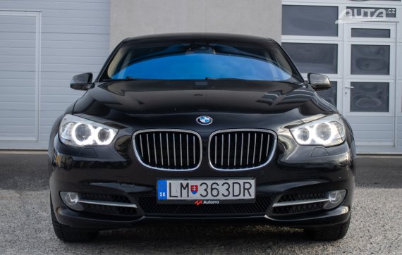 BMW Rad 5 GT F07 530d xDrive / 180kW / A8 / AJ NA SPLÁTKY / PROTIÚČET 2011 černá