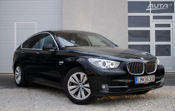 BMW Rad 5 GT F07 530d xDrive / 180kW / A8 / AJ NA SPLÁTKY / PROTIÚČET 2011 černá