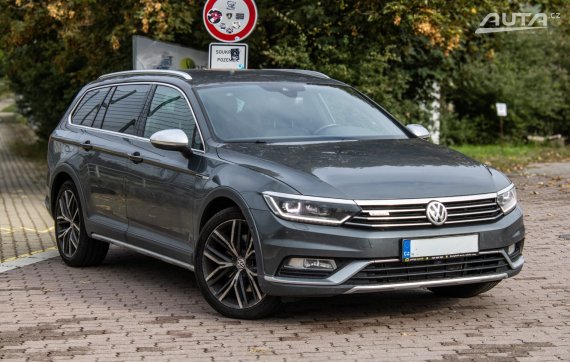 Volkswagen Passat Alltrack 4x4 176kW 2016 šedá
