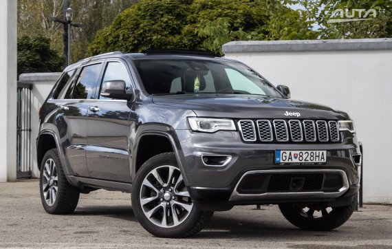 Jeep Grand Cherokee 3.0L V6 TD Overland / 184kW / A8 / ZÁRUKA / AJ NA SPLÁTKY / PROTIÚČET 2017 šedá