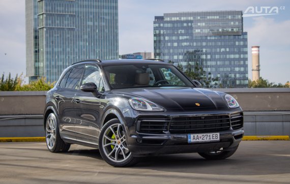 Porsche Cayenne E-Hybrid Tiptronic, plug-in hybrid 2019 černá