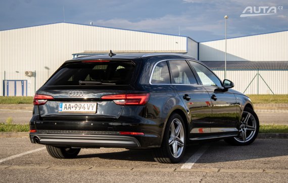 Audi A4 Avant 2.0 TDI S line S tronic, 110kW, A7 / AJ NA SPLÁTKY / PROTIÚČET / 2017 černá