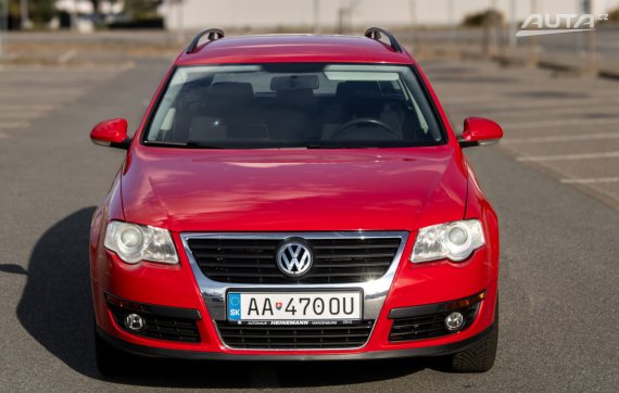 Volkswagen Passat Variant 1.6 Trendline / 75kW / M5 / AJ NA SPLÁTKY / PROTIÚČET 2008 červená