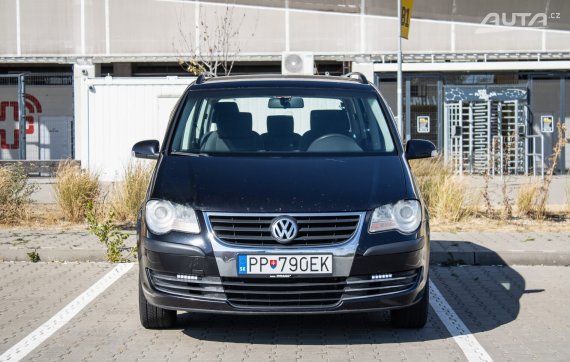 Volkswagen Touran 1.9 TDI, 77kW (2008) / AJ NA SPLÁTKY / PROTIÚČET / 2008 černá
