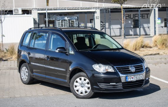 Volkswagen Touran 1.9 TDI, 77kW (2008) / AJ NA SPLÁTKY / PROTIÚČET / 2008 černá