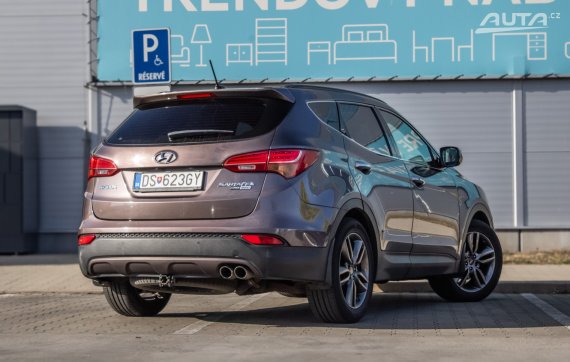 Hyundai Santa Fe 2.2 CRDi VGT 4x4 145kW AT/6 / AJ NA SPLÁTKY / PROTIÚČET 2013 hnědá