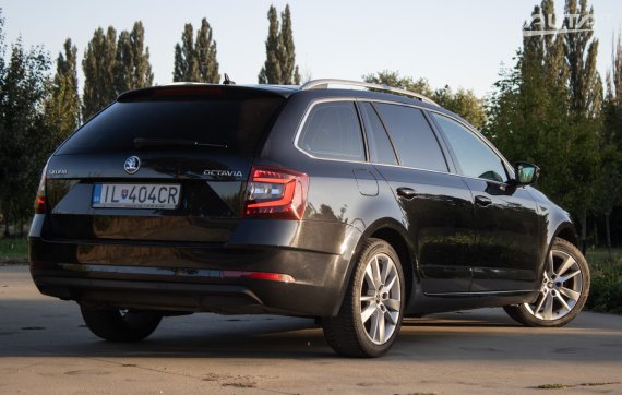 Škoda Octavia Combi 2.0 TDI DSG, 110kW, A6 / AJ NA SPLÁTKY / PROTIÚČET / 2017 černá