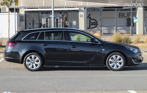 Opel Insignia ST 2.0 CDTI A/T, 120kW (2014) / AJ NA SPLÁTKY / PROTIÚČET / 2014 zelená