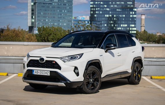 Toyota RAV4 2.5 Hybrid e-CVT Selection FWD, 131 kW, A1 / AJ NA SPLÁTKY / PROTIÚČET / 2019 - hlavní pohled