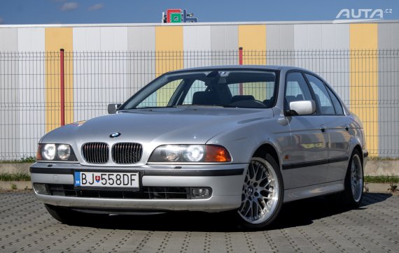 BMW Rad 5 540 i, 210kW, M6, 4d. / AJ NA SPLÁTKY / PROTIÚČET / 1999 stříbrná metalíza