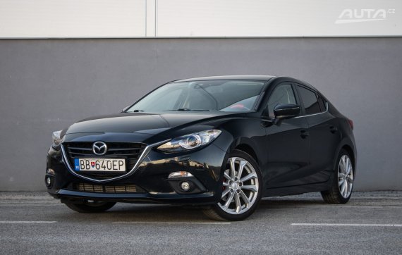 Mazda 3 2.2 Skyactiv-D, 110kW (2013) / AJ NA SPLÁTKY / PROTIÚČET / 2013 - hlavní pohled