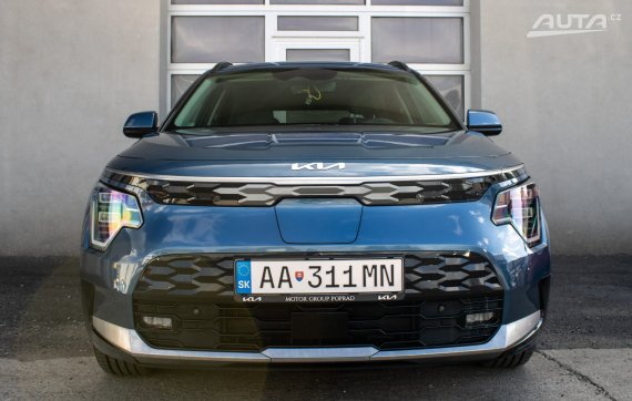 Kia Niro EV / 150kW / ZÁRUKA / AJ NA SPLÁTKY / PROTIÚČET 2024 modrá