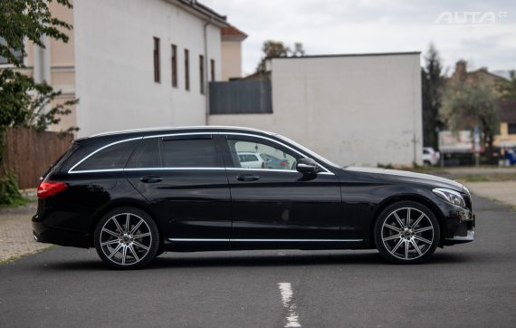 Mercedes-Benz C trieda Kombi 220 BlueTEC Avantgarde 125kW AT/7 RWD / AJ NA SPLÁTKY / PROTIÚČET 2014 černá