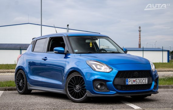 Suzuki Swift 1.4 BoosterJet Sport / 103kW / M6 / ZÁRUKA / AJ NA SPLÁTKY / PROTIÚČET 2020 modrá