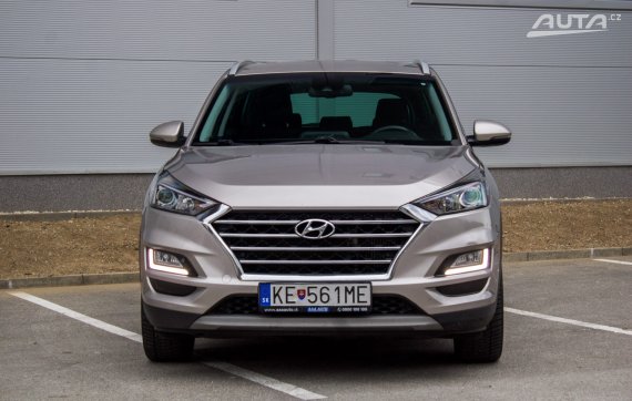 Hyundai Tucson 1.6 CRDi A/T, 100kW (2019) / AJ NA SPLÁTKY / PROTIÚČET / 2019 stříbrná metalíza