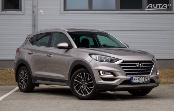 Hyundai Tucson 1.6 CRDi A/T, 100kW (2019) / AJ NA SPLÁTKY / PROTIÚČET / 2019 stříbrná metalíza