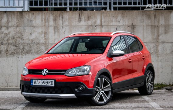 Volkswagen Polo Cross 1.6 TDI DSG, 66kW (2011) / AJ NA SPLÁTKY / PROTIÚČET / 2011 - hlavní pohled