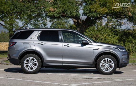 Land Rover Discovery Sport 2.0D 150 MHEV AWD A/T, 110 kW, A9 / AJ NA SPLÁTKY / PROTIÚČET / 2020 šedá