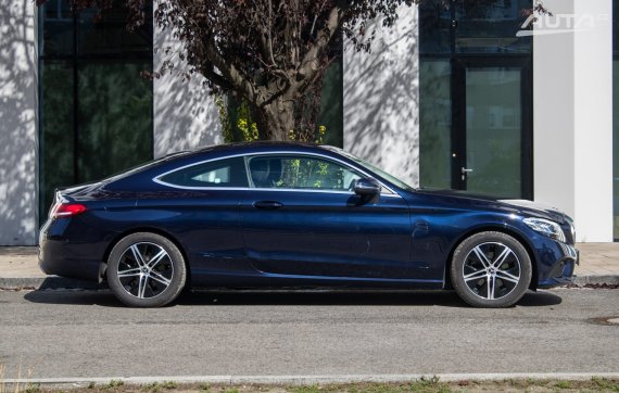 Mercedes-Benz C trieda Kupé C200 mHEV / 135kW / A8 / ZÁRUKA / AJ NA SPLÁTKY / PROTIÚČET 2019 modrá