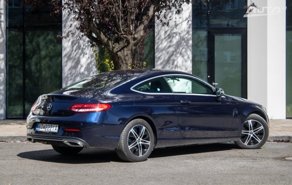 Mercedes-Benz C trieda Kupé C200 mHEV / 135kW / A8 / ZÁRUKA / AJ NA SPLÁTKY / PROTIÚČET 2019 modrá