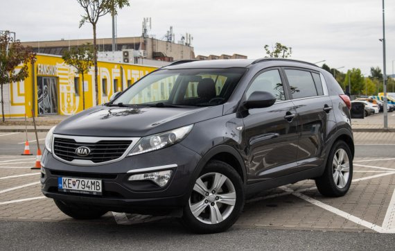 Kia Sportage 1.7 CRDi, 85kW (2014) / AJ NA SPLÁTKY / PROTIÚČET / 2014 - hlavní pohled