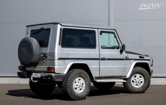 Mercedes-Benz G trieda 350 GD Turbo / 100kW / A4 / AJ NA SPLÁTKY / PROTIÚČET 1992 šedá