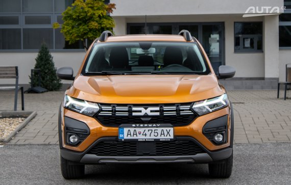 Dacia Sandero Stepway 1.0 TCe LPG / 67kW / M6 / ZÁRUKA / AJ NA SPLÁTKY / PROTIÚČET 2023 oranžová