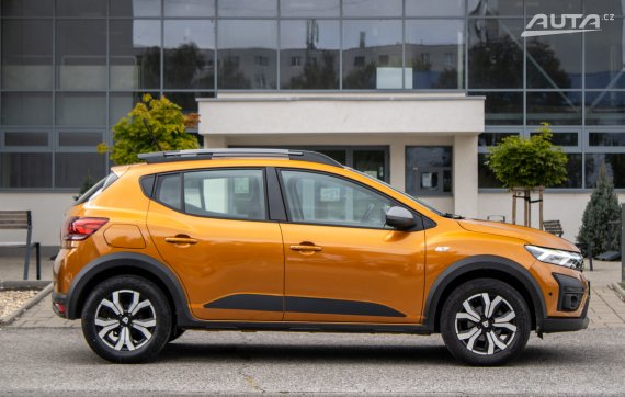 Dacia Sandero Stepway 1.0 TCe LPG / 67kW / M6 / ZÁRUKA / AJ NA SPLÁTKY / PROTIÚČET 2023 oranžová