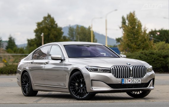 BMW Rad 7 730d mHEV xDrive G11 / 210kW / A8 / ZÁRUKA / AJ NA SPLÁTKY / PROTIÚČET 2021 stříbrná metalíza