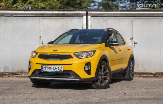 Kia Stonic 1.4 2019 73kW MT/6 / AJ NA SPLÁTKY / PROTIÚČET 2019 - hlavní pohled
