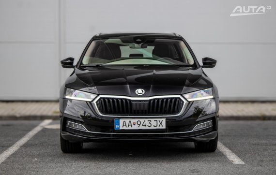 Škoda Octavia Combi 2024 Style AT/7 110kW / AJ NA SPLÁTKY / PROTIÚČET 2024 černá