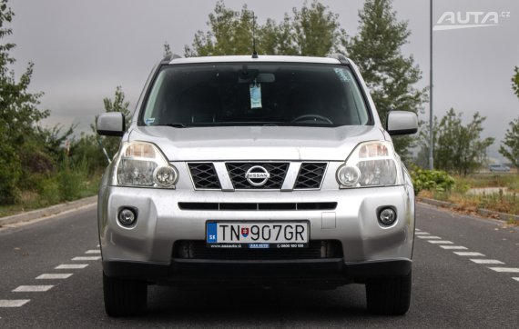 Nissan X-Trail 2.0 dCi / 110kW / A6 / AJ NA SPLÁTKY / PROTIÚČET 2010 stříbrná metalíza