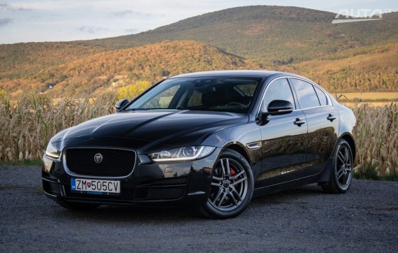 Jaguar XE 2.0 I4D E-Performance AT, 120 kW, A8, 4d. / AJ NA SPLÁTKY / PROTIÚČET / 2017 - hlavní pohled