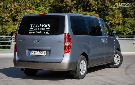 Hyundai H1 H-1 2.5 CRDi VGT Tour GLS, 125 kW, M5, 5d. / AJ NA SPLÁTKY / PROTIÚČET / 2010 modrá