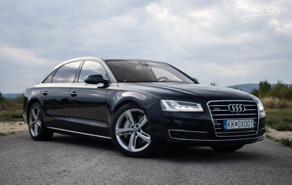 Audi A8 Long 3.0 TDI V6 quattro tiptronic, 190kW (2015) / AJ NA SPLÁTKY / PROTIÚČET / 2015 černá