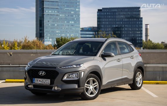 Hyundai Kona 1.0 T-GDi, 88kW (2020) / AJ NA SPLÁTKY / PROTIÚČET / 2020 - hlavní pohled
