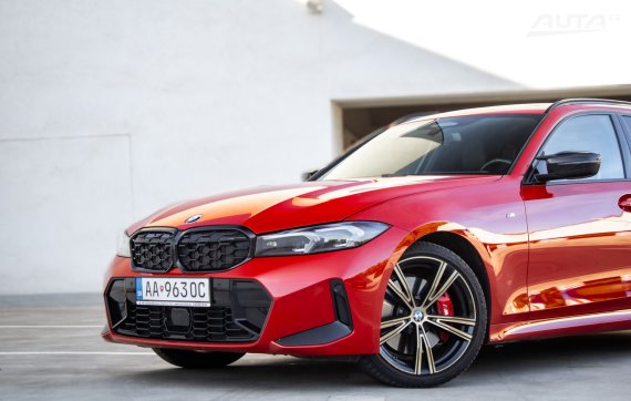 BMW G21 M340i Touring mHEV xDrive A/T 2023 červená