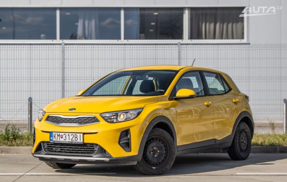 Kia Stonic 2018 Silver 73kW MT/6 / AJ NA SPLÁTKY / PROTIÚČET 2018 - hlavní pohled