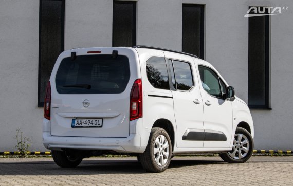 Opel Combo 1.2 Turbo, 81kW (2024) / AJ NA SPLÁTKY / PROTIÚČET / 2024 bílá