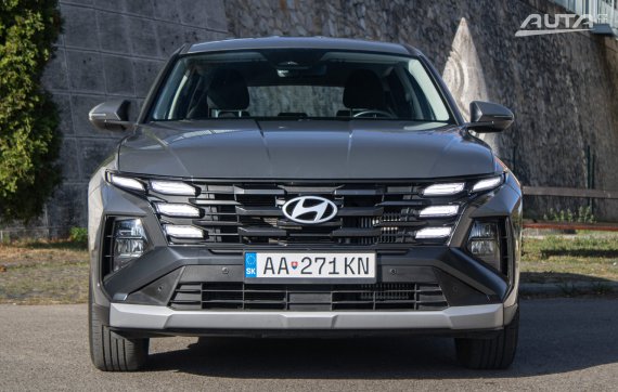 Hyundai Tucson 1.6 T-GDi Family, 117 kW, M6, 5d. / AJ NA SPLÁTKY / PROTIÚČET / 2024 šedá