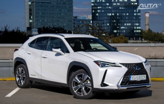 Lexus UX 300e Luxury 54.3 kWh / 150kW / A1 / ZÁRUKA / AJ NA SPLÁTKY / PROTIÚČET 2021 bílá