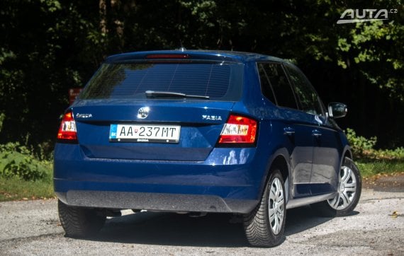 Škoda Fabia 1.4 TDI Active / 66kW / M5 / ZÁRUKA / AJ NA SPLÁTKY / PROTIÚČET 2017 modrá