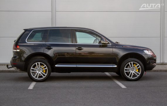 Volkswagen Touareg 3.0 V6 TDI TipTronic / 176kW / A6 / AJ NA SPLÁTKY / PROTIÚČET 2008 černá