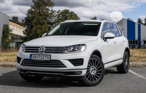Volkswagen Touareg 3.0 V6 TDI BMT 4x4 A/T, 150kW (2016) / AJ NA SPLÁTKY / PROTIÚČET / 2016 - hlavní pohled